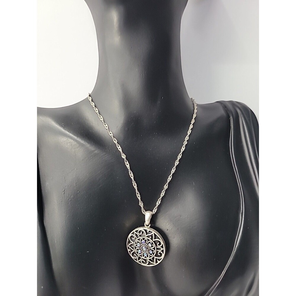 Vintage Silver Tone Locket‎ Pendant Necklace Photo Keepsake Jewelry